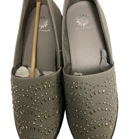 Yellow Box Womens Silver Studded Slip-On Loafers Size 7.5 - Picture 2 of 6